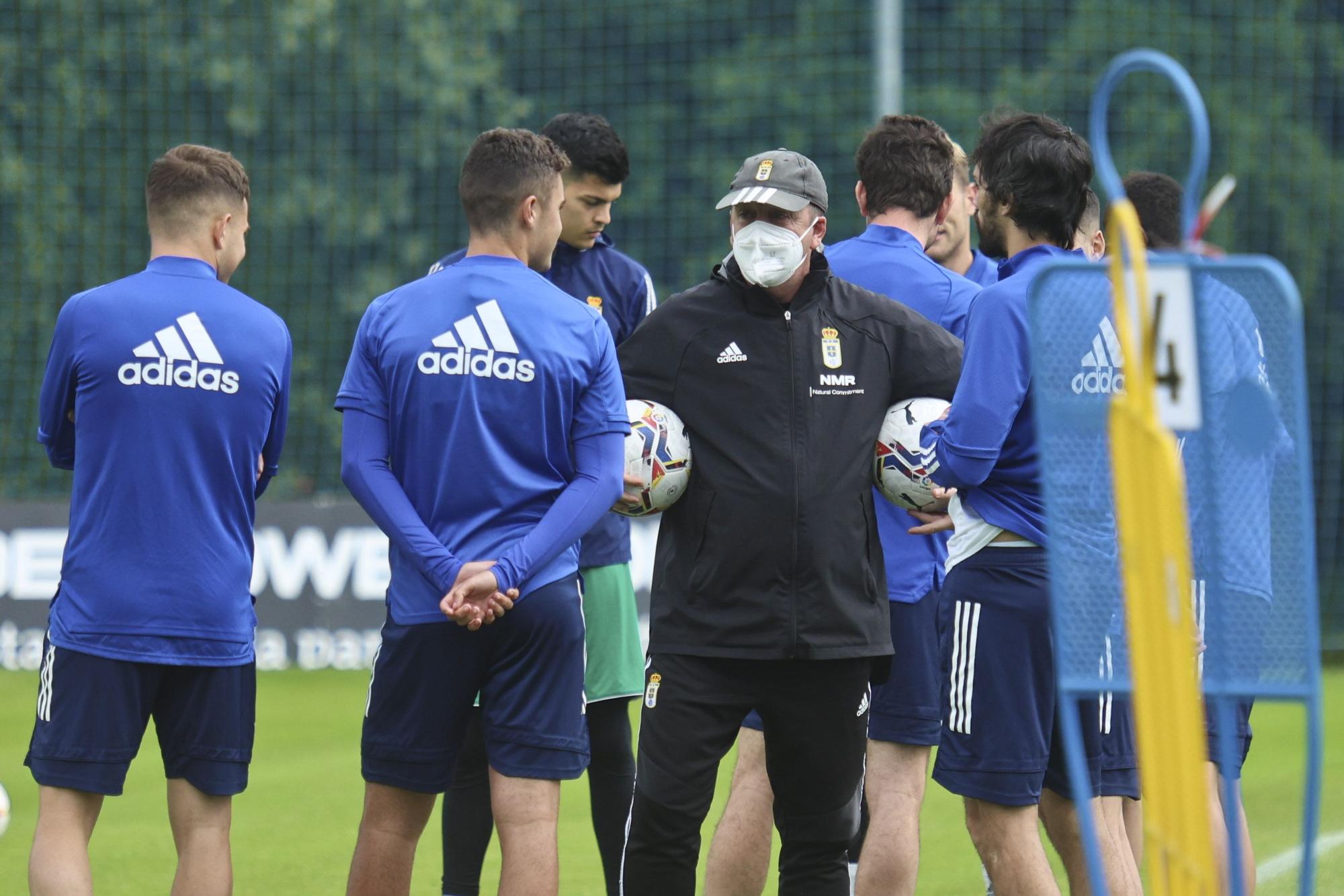 El entrenamiento del Oviedo tras perder en Girona