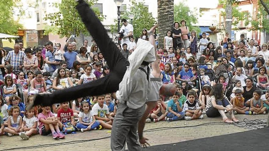 El festival Nosolocirco saca a la calle atractivos espectáculos