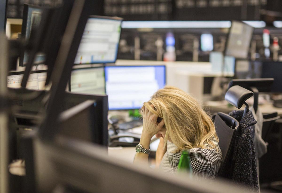 Las bolsas europeas adelantan una sesión alcista mientras el petróleo cae levemente