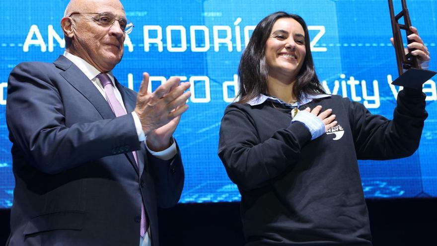 Amaia Rodríguez. CEO de Gravity Wave. «Empezamos con la esperanza de cambiar el mundo y ya hemos limpiado 500.000 kilos de plástico»