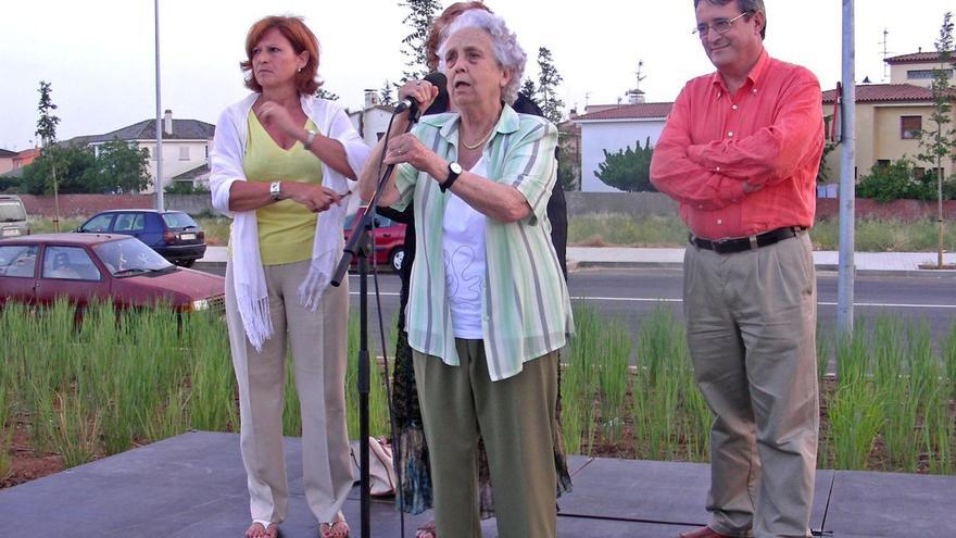 La poetessa Montserrat Vayreda, en un dels seus últims actes públics a Figueres, el 2006. | ROGER LLEIXÀ