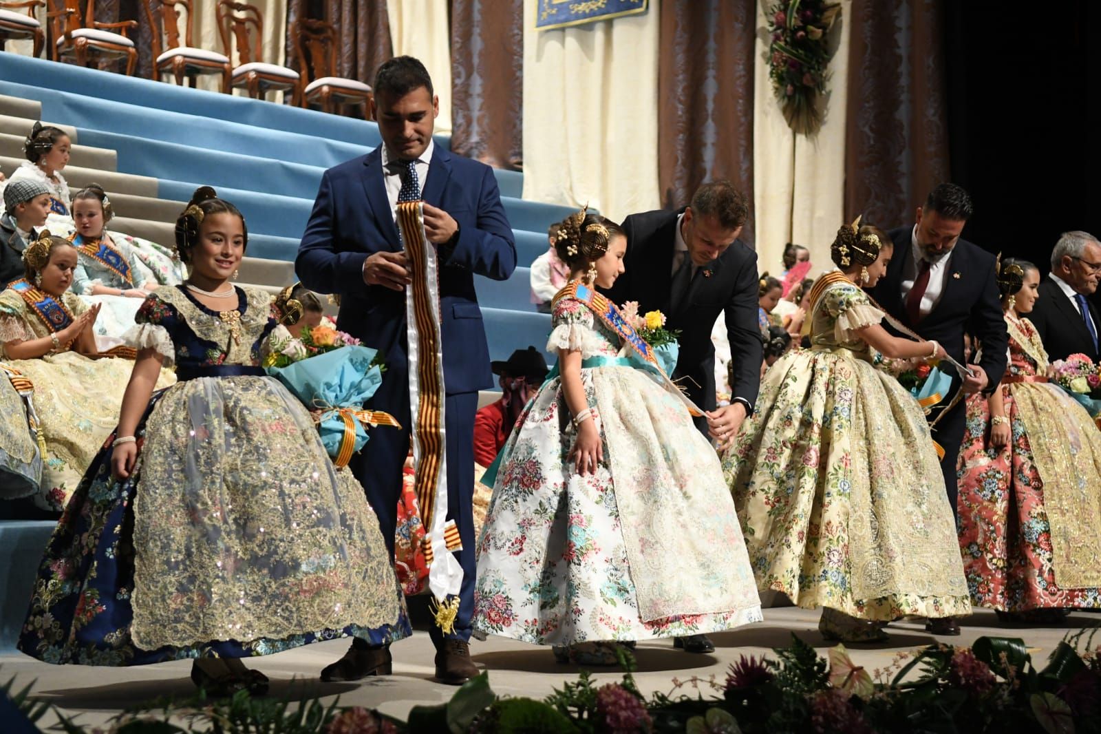 La exaltación de la reina fallera infantil de Burriana del 2023, en imágenes