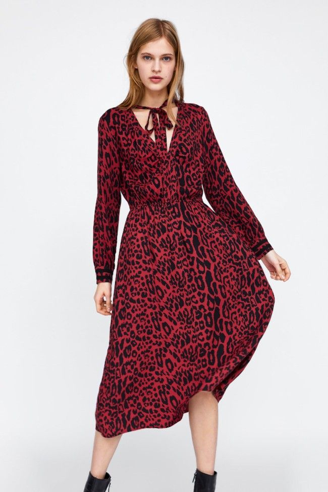 El 'animal print' se tiñe de rojo en las rebajas de Zara - Woman