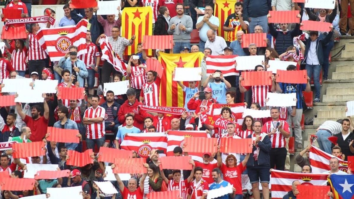 Las gradas de Montilivi, en el partido de este domingo ante el Zaragoza.