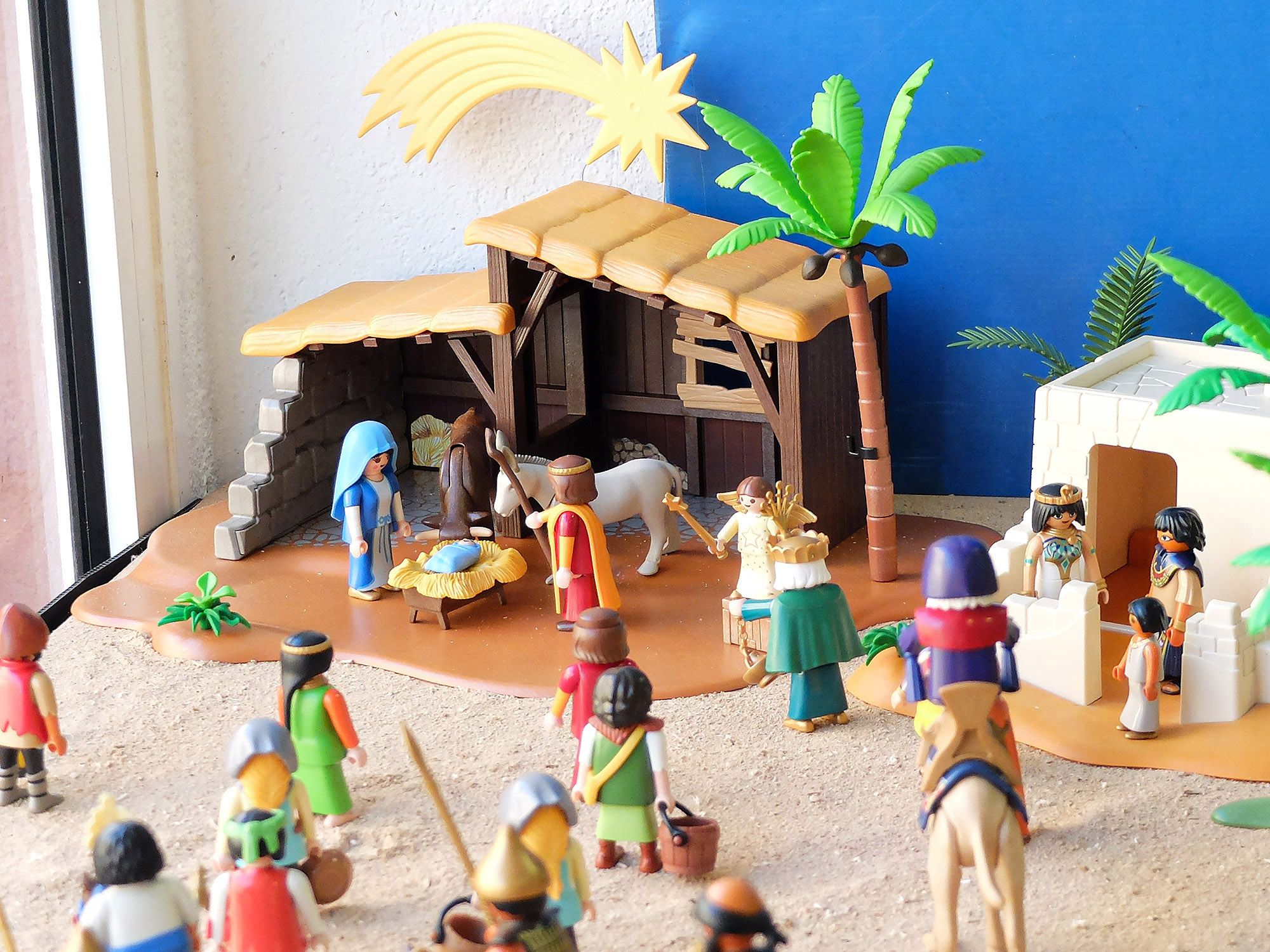 Un gran pessebre de Playmobil a Palau-Saverdera