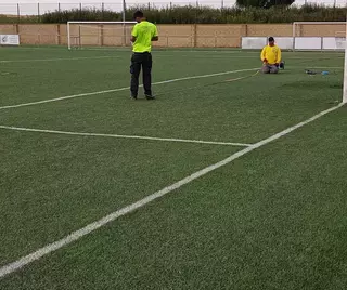 El campo de fútbol "V Centenario" de Tagarabuena estará cerrado hasta el lunes por reparación