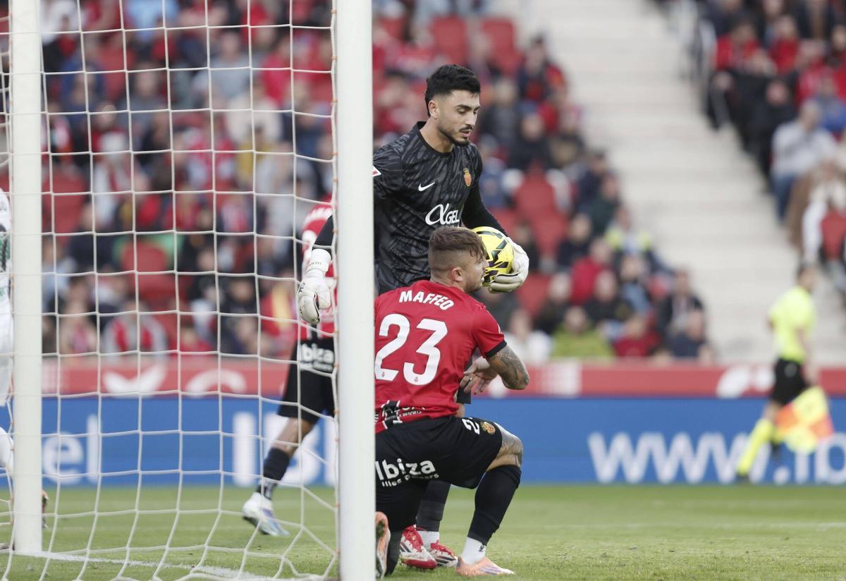 El Mallorca ha vencido al Elche (3-1) en el último partido de 2025 en Son Moix