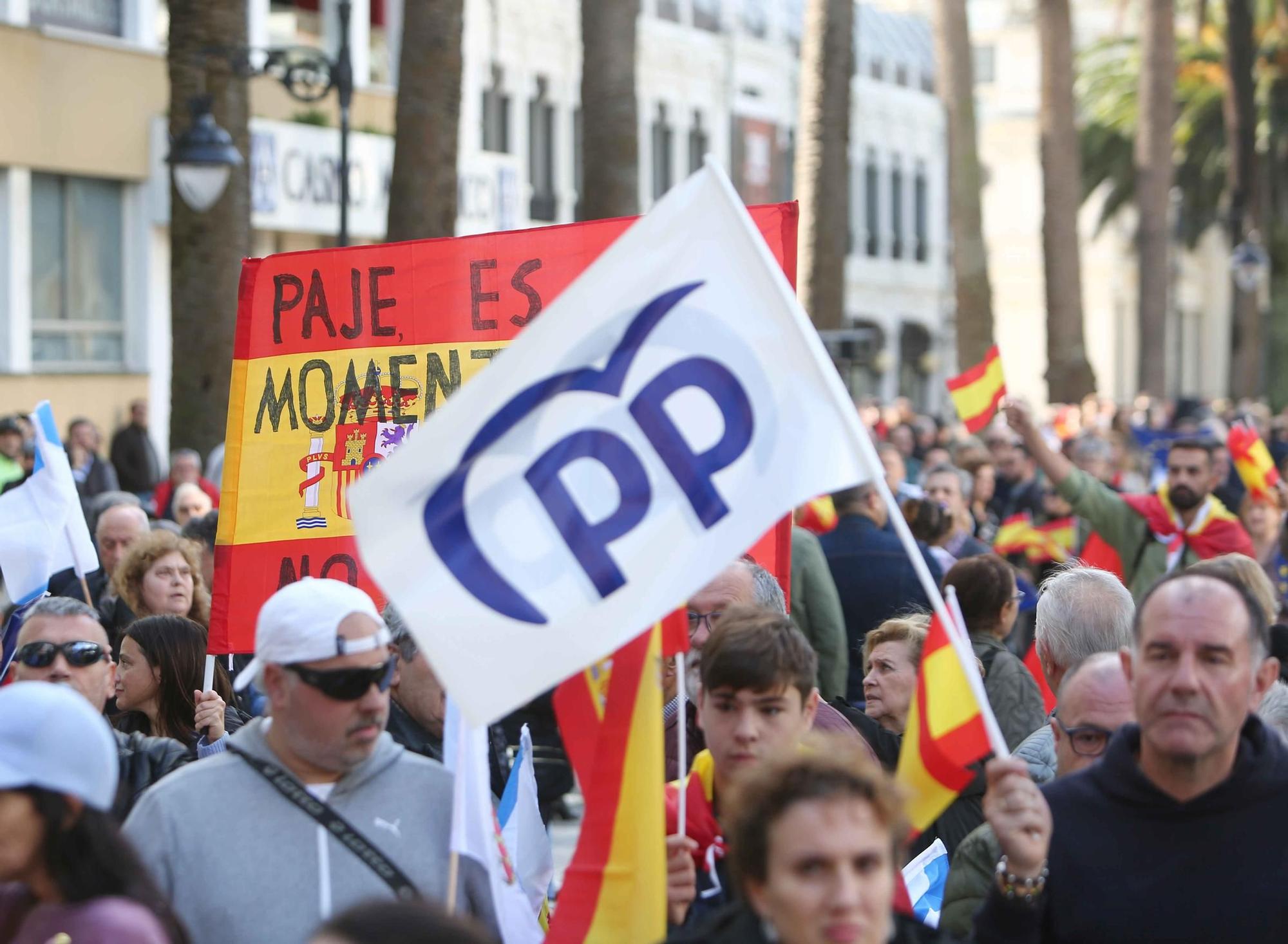 Miles de personas protestan en A Coruña contra la amnistía