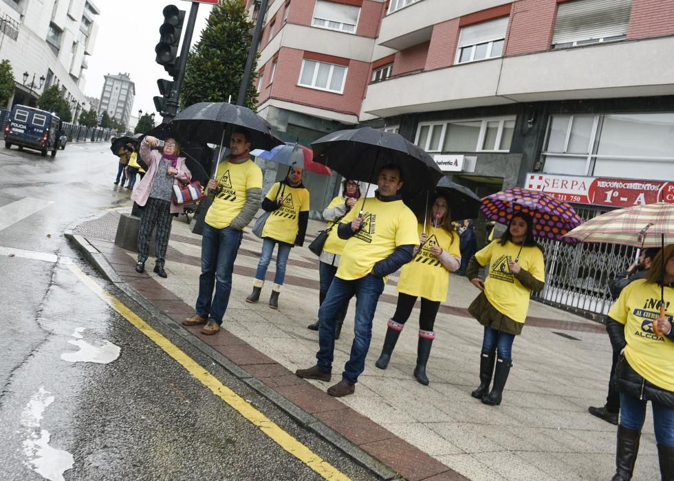 Marcha de trabajadores de Alcoa entre Avilés y Oviedo