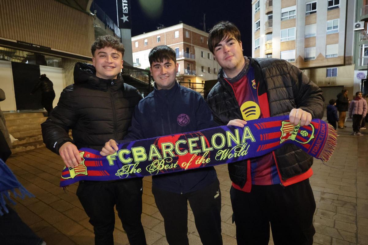 Galería | La lluvia respeta en el SkyFi Castalia y gran ambiente para ver el Barcelona-Athletic de la Supercopa