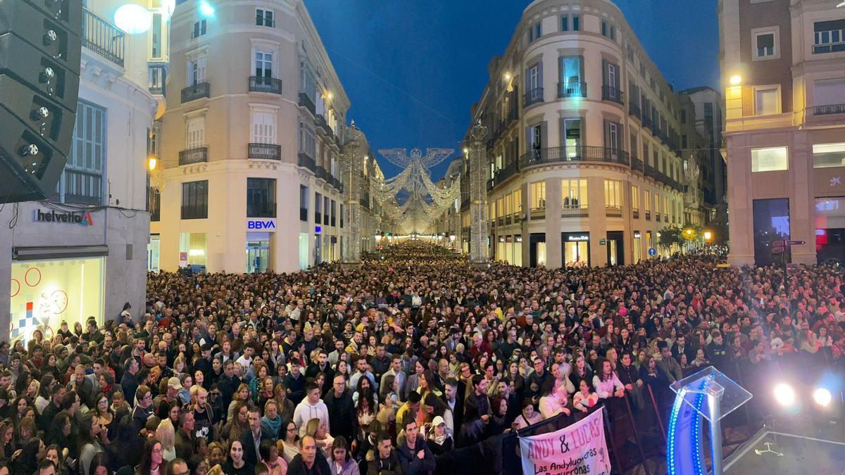 Málaga enciende sus luces de Navidad en la calle Larios - La Opinión de  Málaga