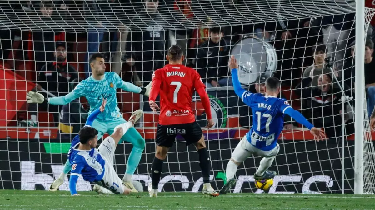 Kike Garc赤a da aire al Alav谷s y enfr赤a las aspiraciones del Mallorca