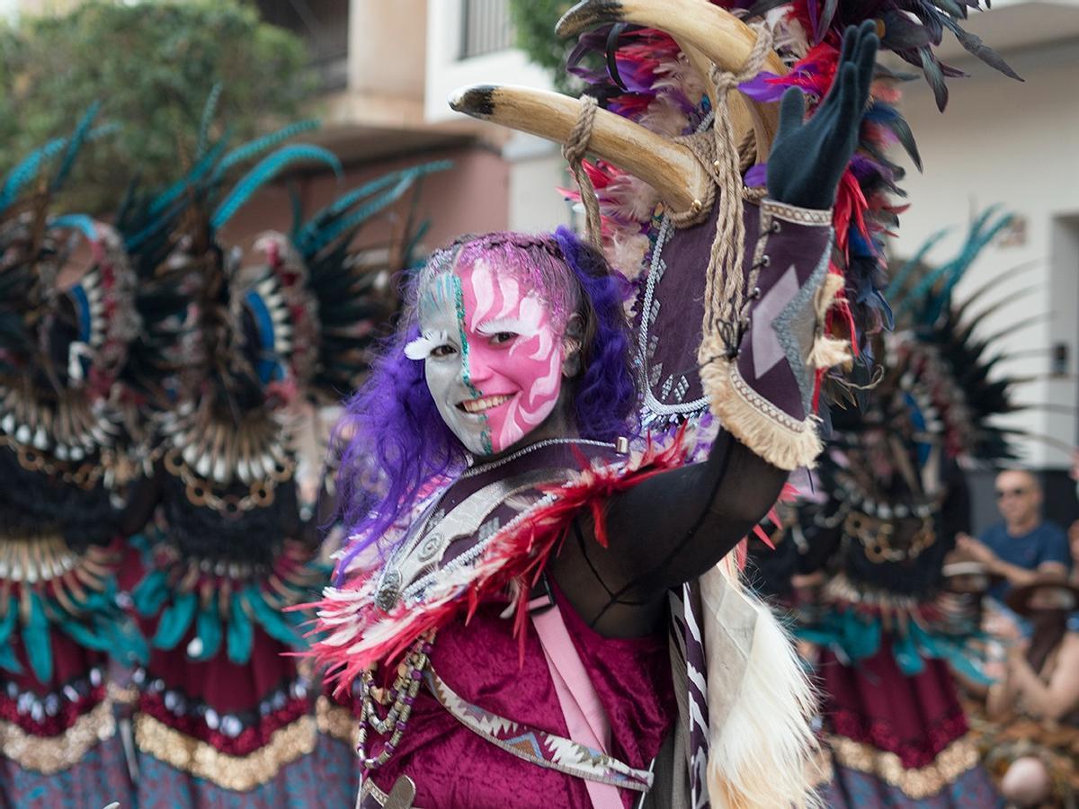 La Entrada Mora de los Moros y Cristianos de Agost, en imágenes