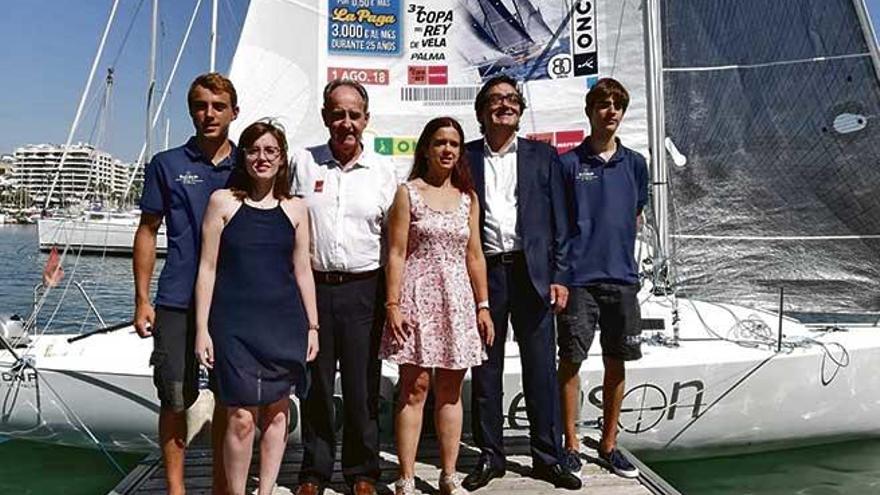 Torres, Cabello, Sanz, Soler, Vilaseca y Martín, ayer en el Real Club Náutico de Palma.