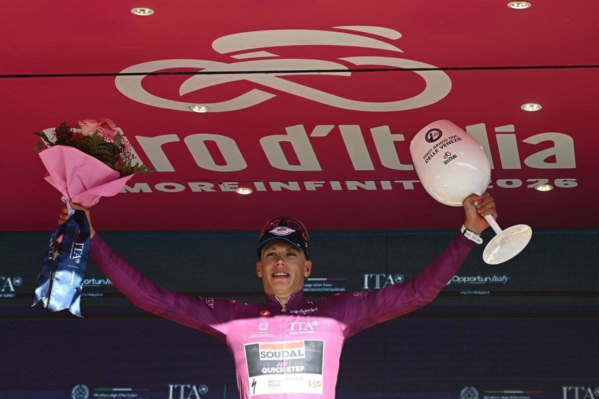 Las mejores imágenes de la 19ª etapa del Giro de Italia. Las mejores imágenes de la 19ª etapa del Giro de Italia.