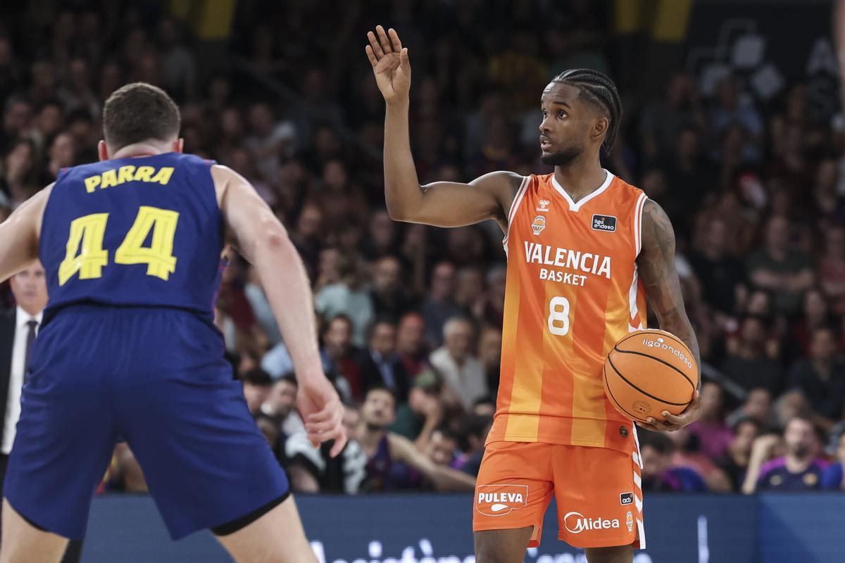 Jean Montero of Valencia Basket gestures during the Spanish League, Liga ACB Endesa, basketball Final Game 3 match played between FC Barcelona and Valencia Basket at Palau Blaugrana on June 22, 2026 in Barcelona, Spain. AFP7 22/06/2026 ONLY FOR USE IN SPAIN. Javier Borrego / AFP7 / Europa Press;2026;ACB;BASKET;SPORT;ZBASKET;ZSPORT;FC Barcelona v Valencia Basket - Liga ACB Endesa - Final Game 3