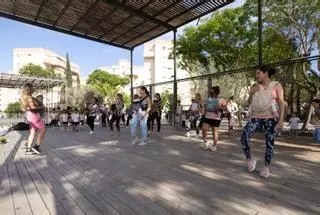 Fiesta y baile de mamás y bebés para celebrar el Día de las Familias en Vila