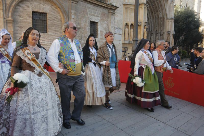 Comisiones falleras que han desfilado hasta las 18:00 horas.