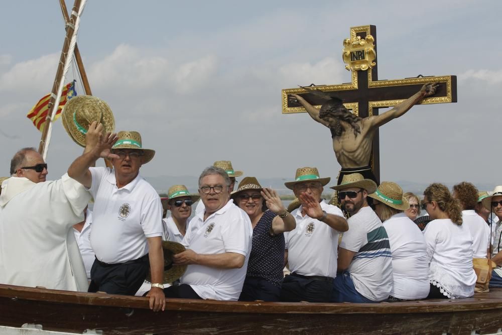 Encuentro de los Cristos de El Palmar, Catarroja, Silla y Massanassa en el Lago de la Albufera