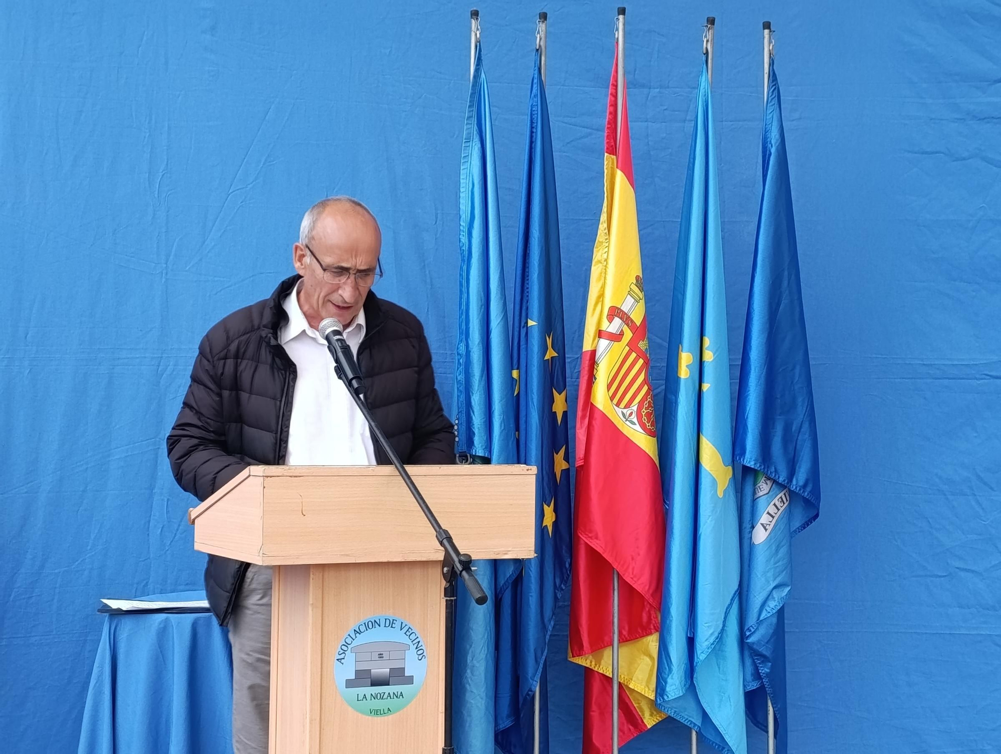 Viella homenajea sus mayores