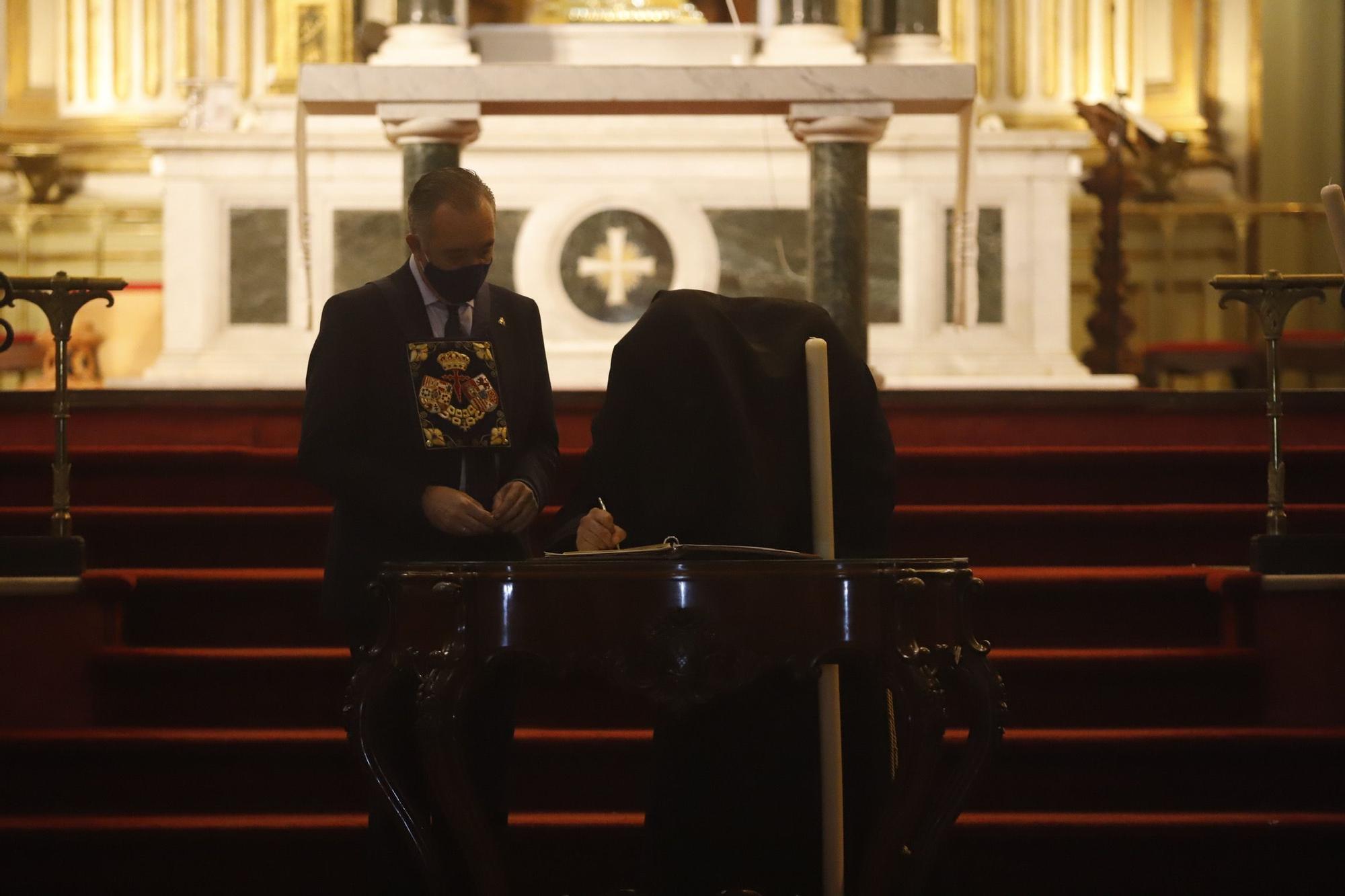 Acto de liberación de tres presos por El Rico en la Catedral