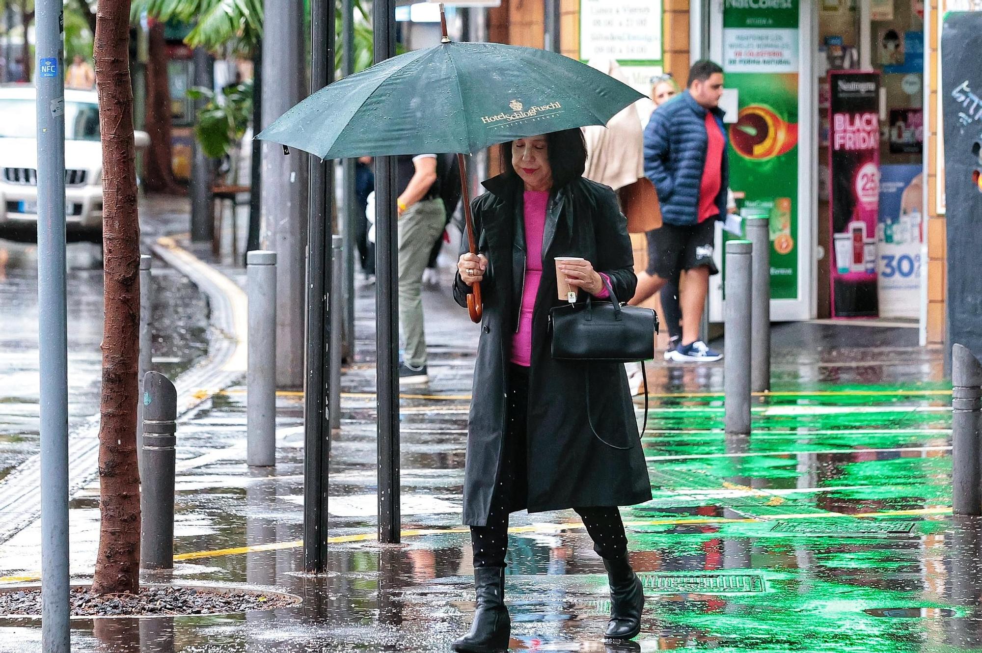 Lluvia en Santa Cruz de Tenerife (30/11/2023)