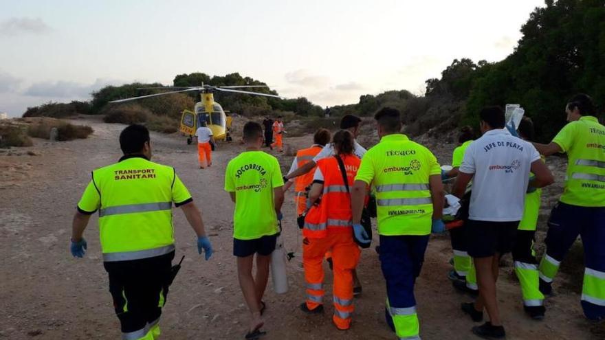 Un joven inglés muerto y otro grave al caer del paseo marítimo en Alicante