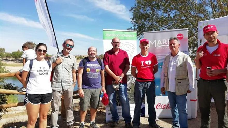 145 voluntarios recogen 199 kilos de residuos en el embalse de Proserpina