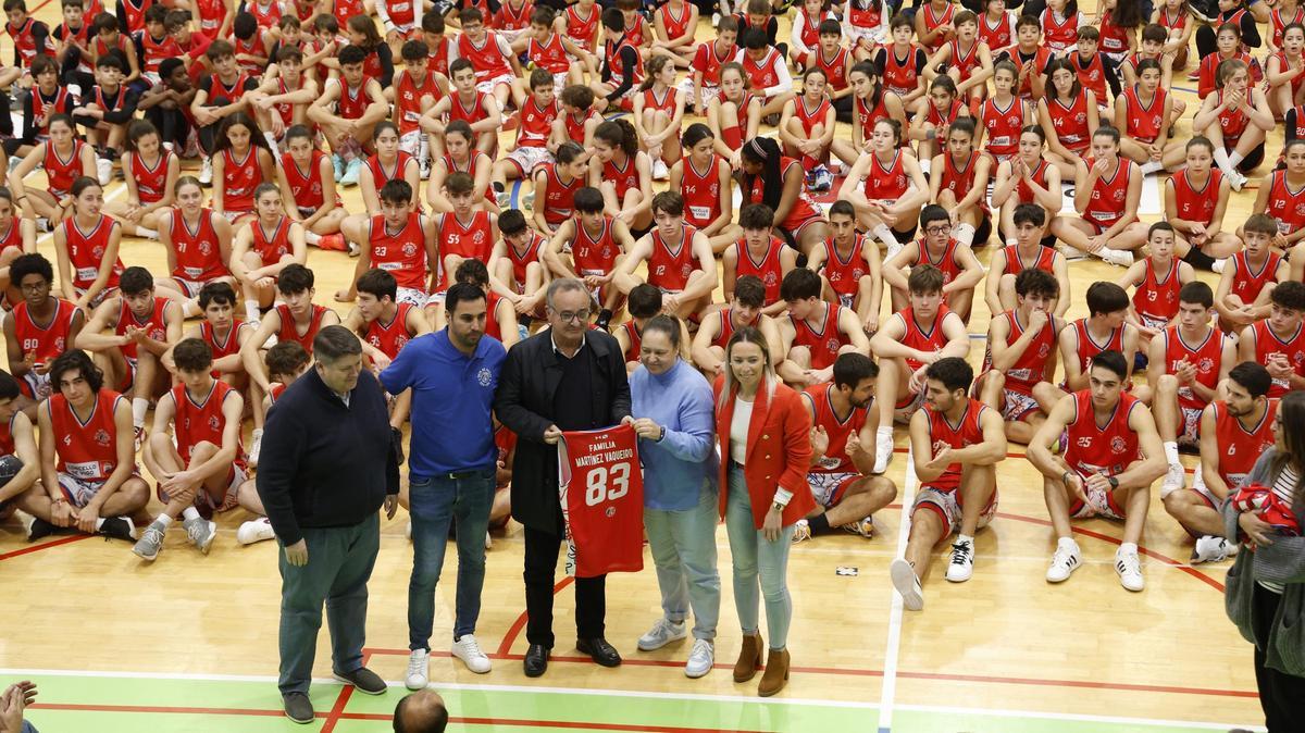 Homenaje a la familia Martínez Vaqueiro.