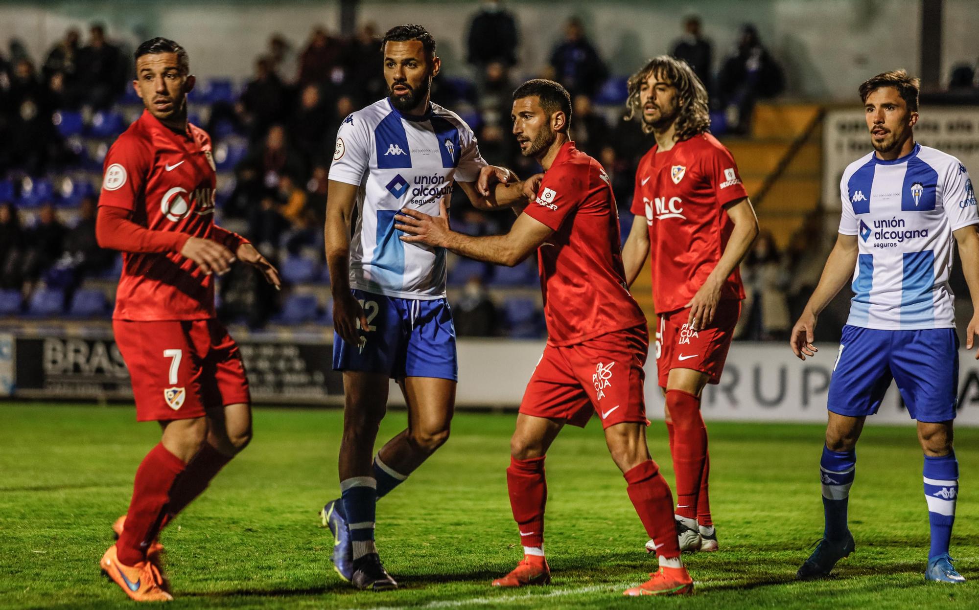 Tercer pinchazo seguido del Alcoyano (0-2)