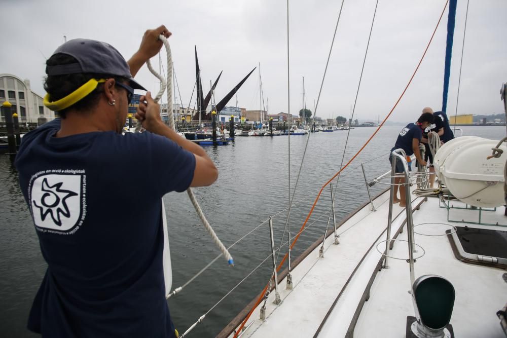 Ecologistas en Acción en la ría de Avilés