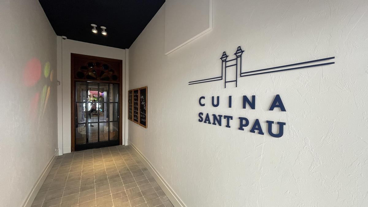 La entrada del restaurante Cuina Sant Pau, en Sant Pol del Mar.