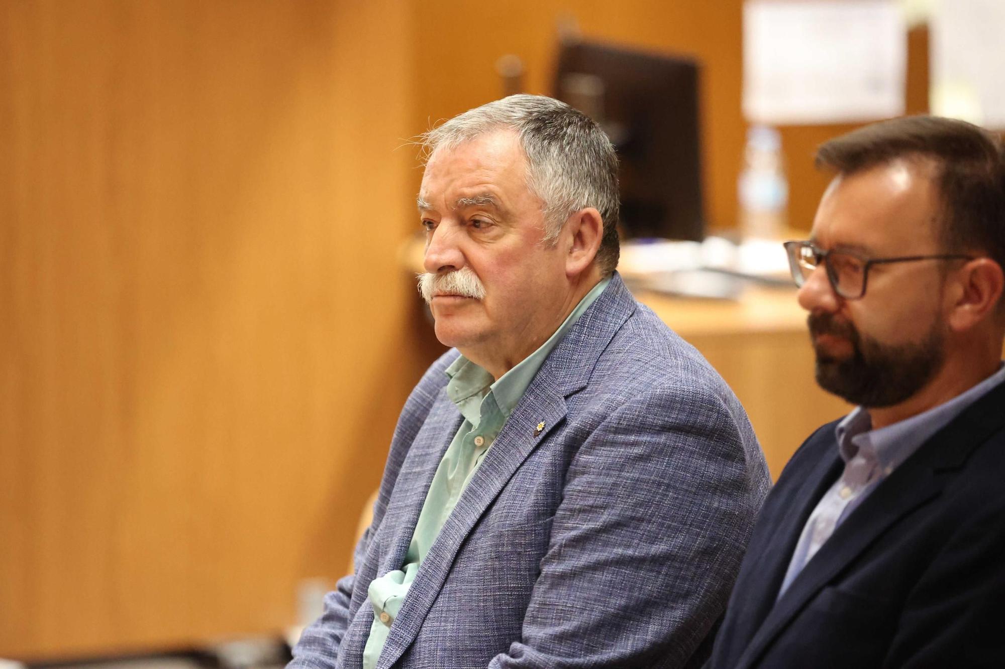 Arranca el juicio contra el alcalde de Oleiros por el derribo de Casa Carnicero