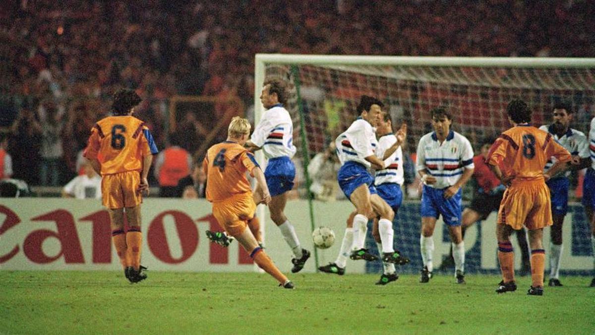 La falta ejecutada por Ronald Koeman en la prórroga de la final de 1992 que le dio la primera Champions al Barça.