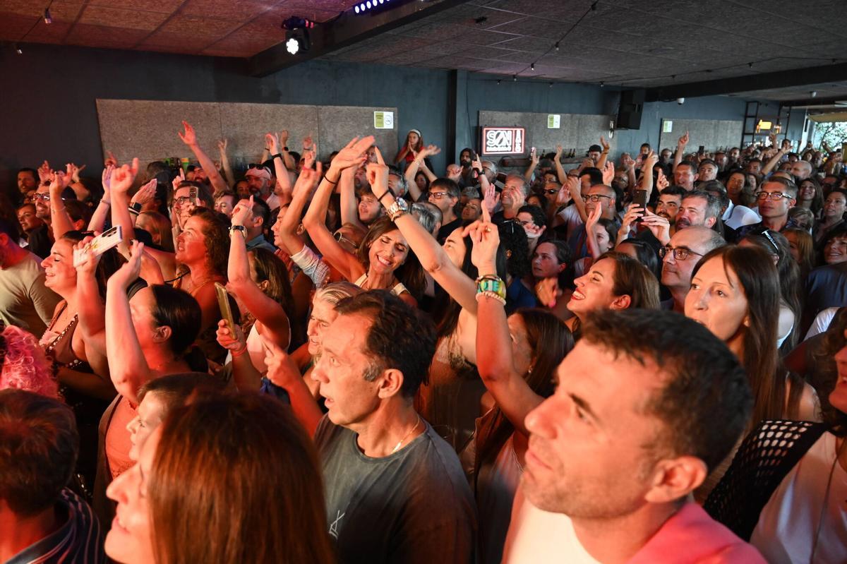 El Náutico durante el concierto de Mikel Erentxun.