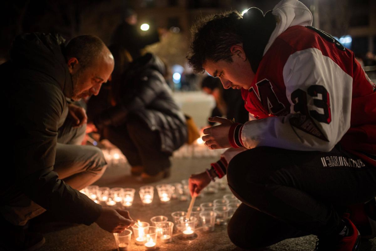 La prèvia de la Llum homenatja el miracle de la Séquia amb atletes, espelmes i espectacle