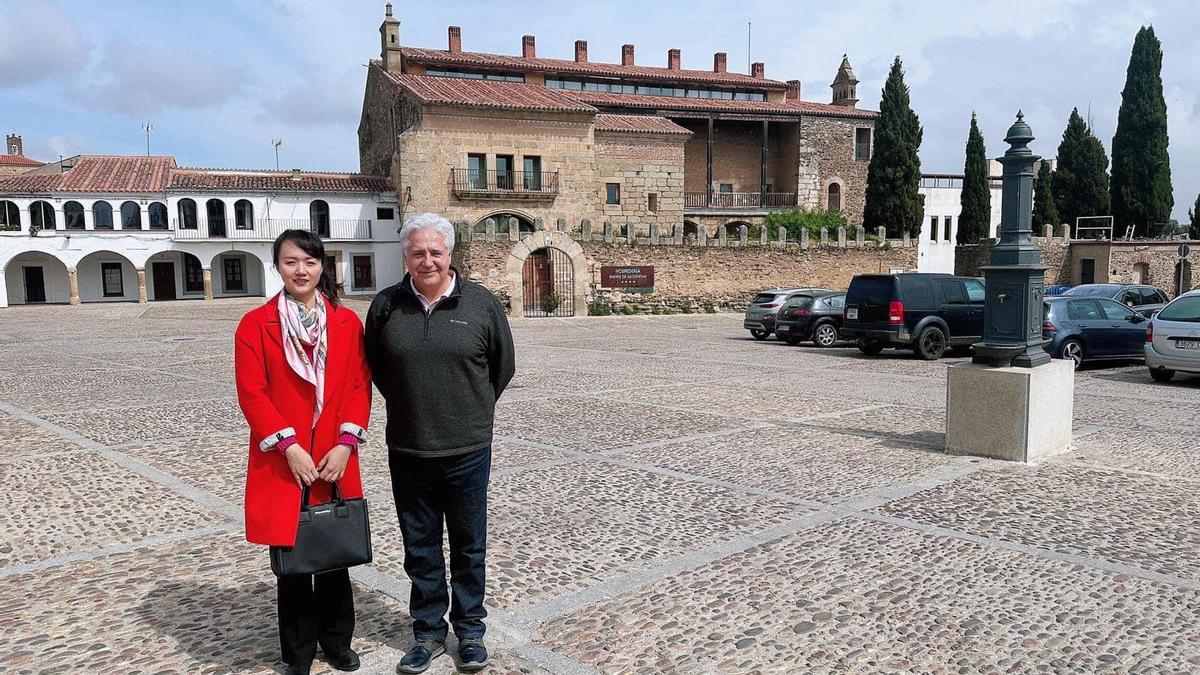 Vilanova en Garrovillas de Alconétar con prescriptores asiáticos.