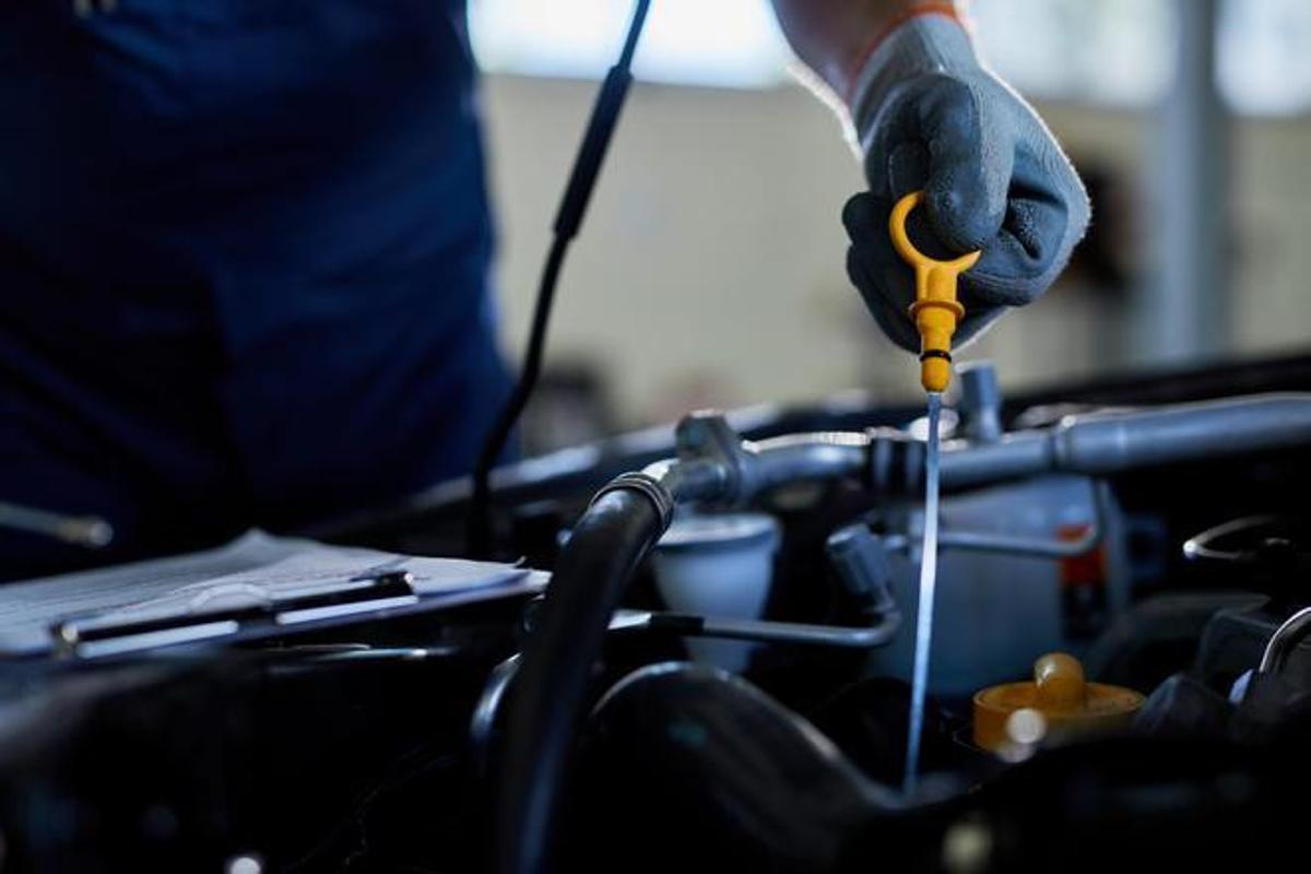 ¿Cómo puedes saber qué aceite lleva tu coche?