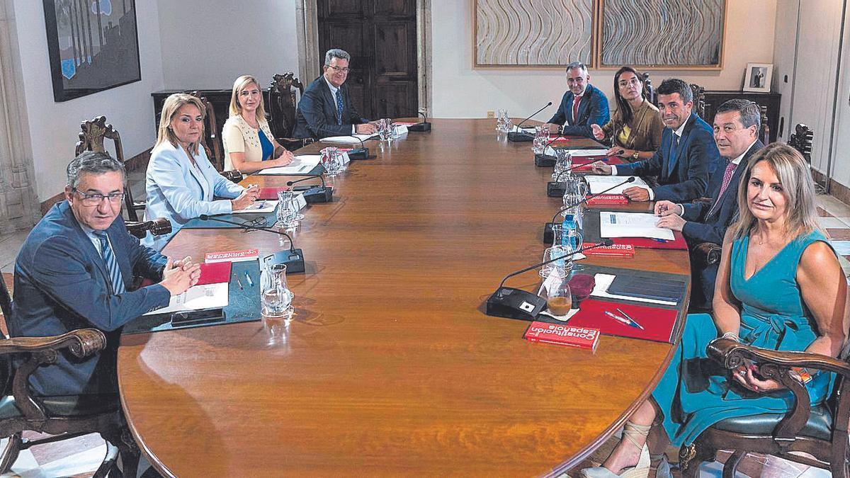 El Consell, en su reunión del pasado día 12, tras la ruptura de Vox.