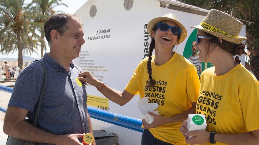 El concejal de Medio Ambiente durante la presentación de la campaña