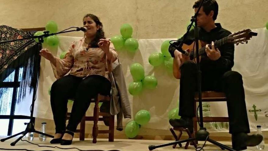 Eva Valle y Antonio Regalado actúan en el concierto benéfico de Guarrate.