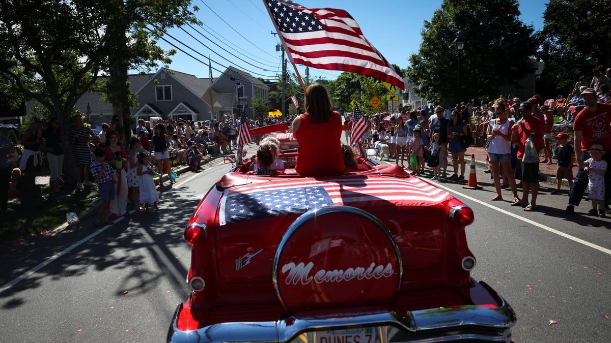 Una desfilada  del 4 de juliol a Cape Cod, a Massachusetts