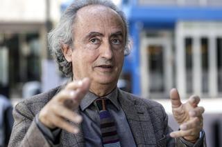 José Carlos Llop se sumerge en la Gomila de los 70: «Aquí me formé como persona»