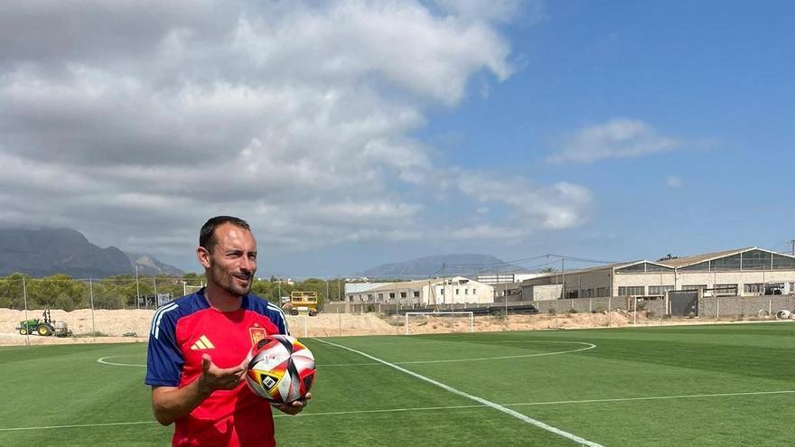 La vuelta al mundo de Dani Cancela a través del fútbol: de Hong Kong a "un reto importante" en Honduras tras el Deportivo o la RFEF