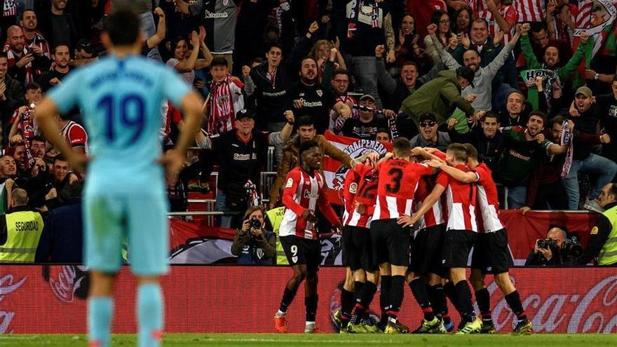 El Atlético se deja en Bilbao sus opciones en La Liga (2-0)