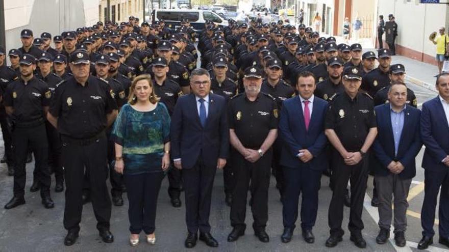 El delegado del Gobierno presenta a 158 nuevos policías en prácticas para la provincia