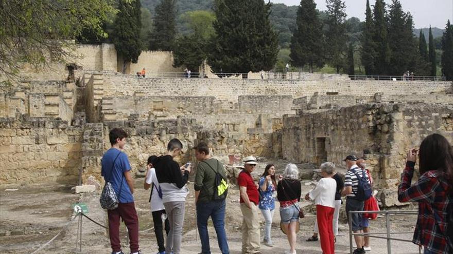 Medina Azahara acogerá hoy una ruta a pie por el Día de los Monumentos