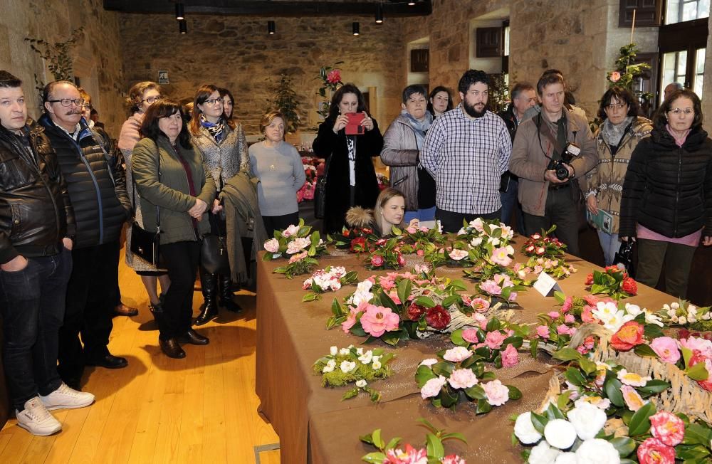 El cocido se abre paso con juegos, flores y música