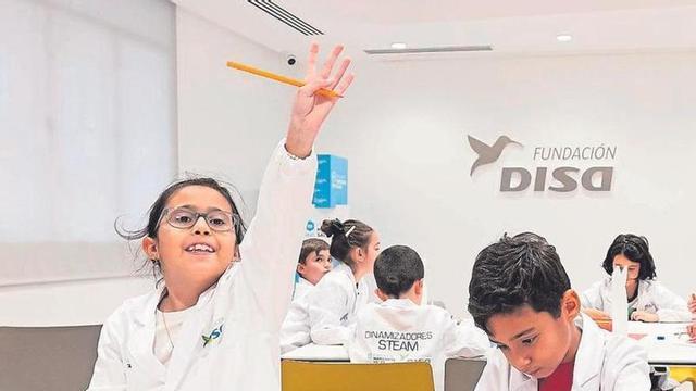 Proyecto Dinamizadores STEAM, ciencia para niños y niñas.