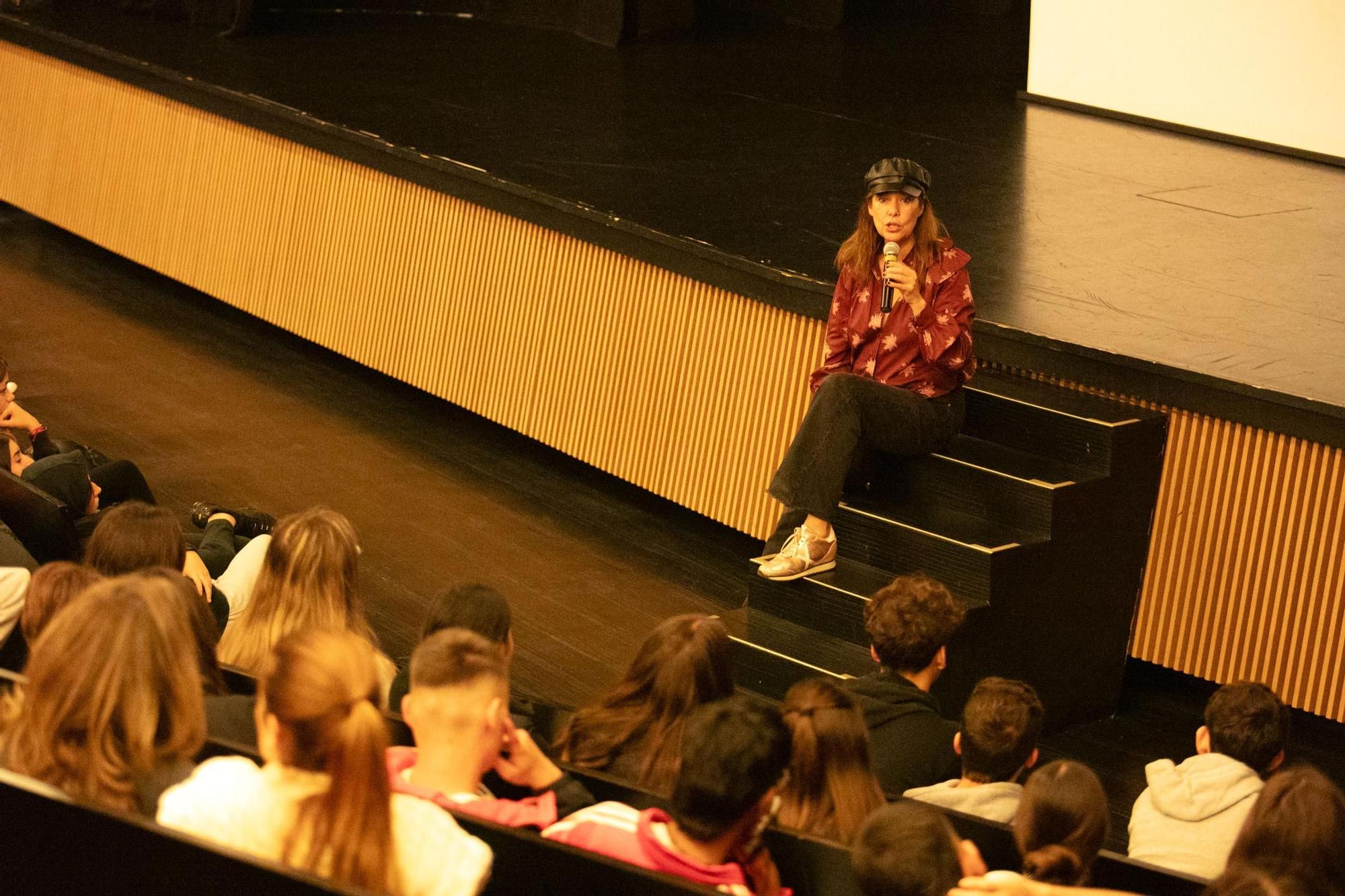 Descubre las fotos del taller de la directora de cine Mabel Lozano en Jesús